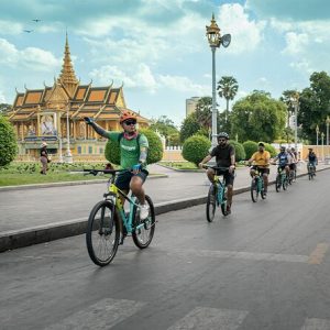 Phnom Penh Bike and Boat at Twilight