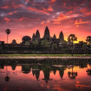 New Airport Transfer and Full Day Angkor Area – German