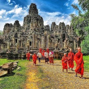 New Airport Transfer and Half Day Angkor Thom